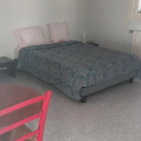 Beau Studio Châteauroux Extérieur photo